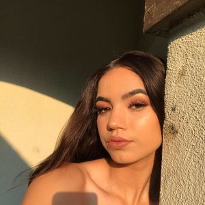 Meet your Posher, Janét